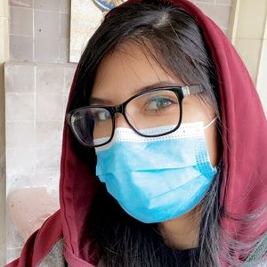 Meet your Posher, Gloria